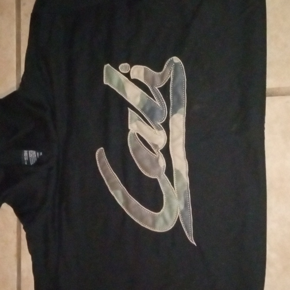 Cali camo print Tshirt with hood